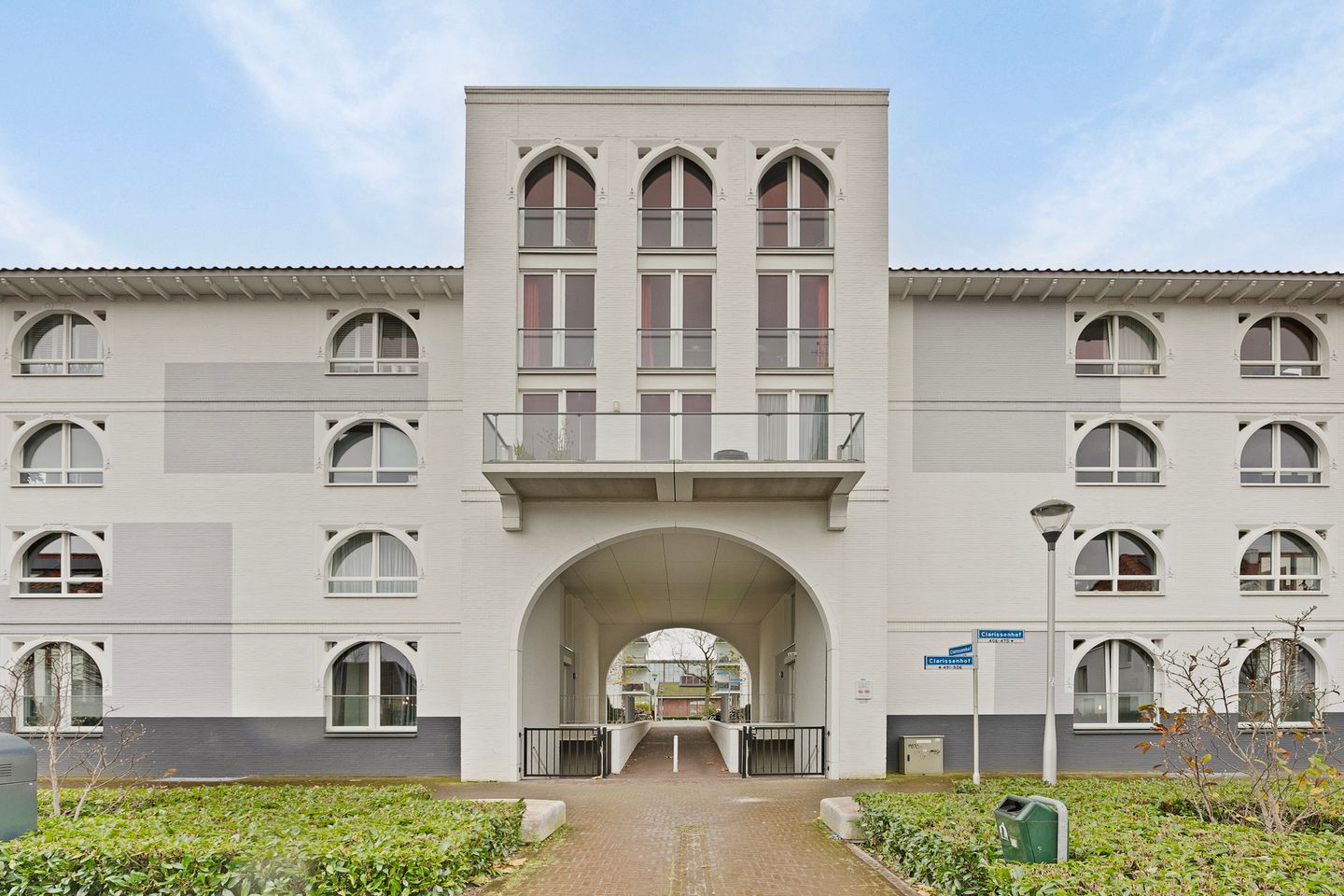 Foto 1 van Clarissenhof 485
