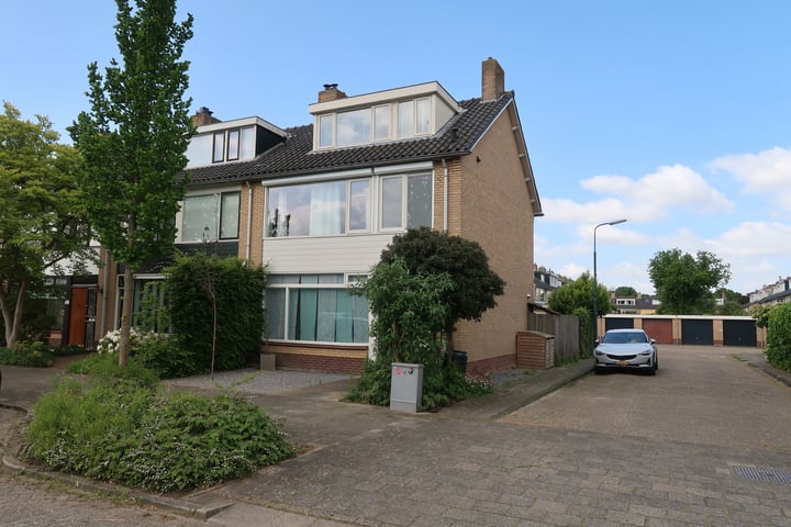 Gijsbrecht van Nijenrodestraat 151