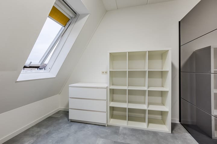 Foto 15 van Midslandstraat 55