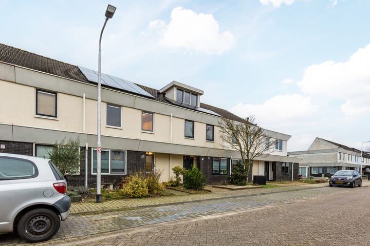 Foto 35 van Midslandstraat 55