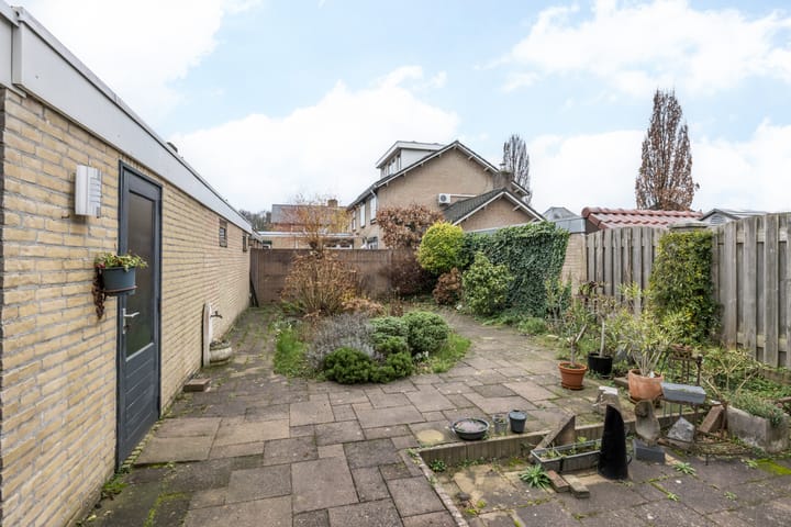 Foto 22 van Luther Kingstraat 30