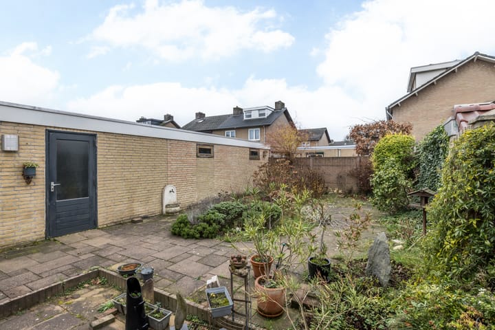 Foto 23 van Luther Kingstraat 30