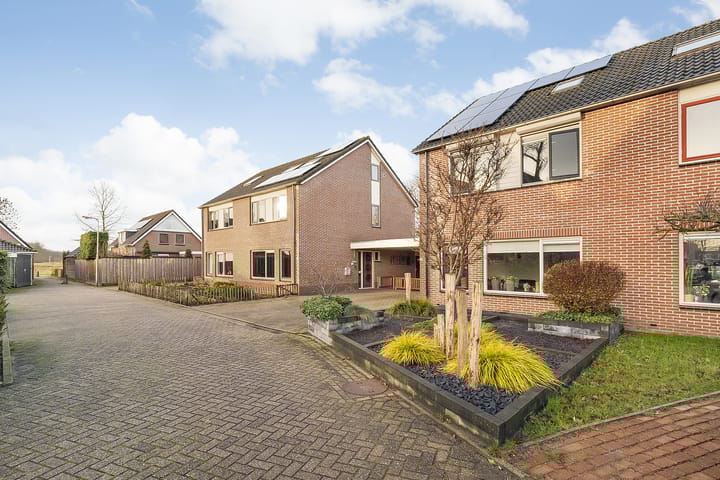 Foto 36 van Van der Brugghenstraat 11