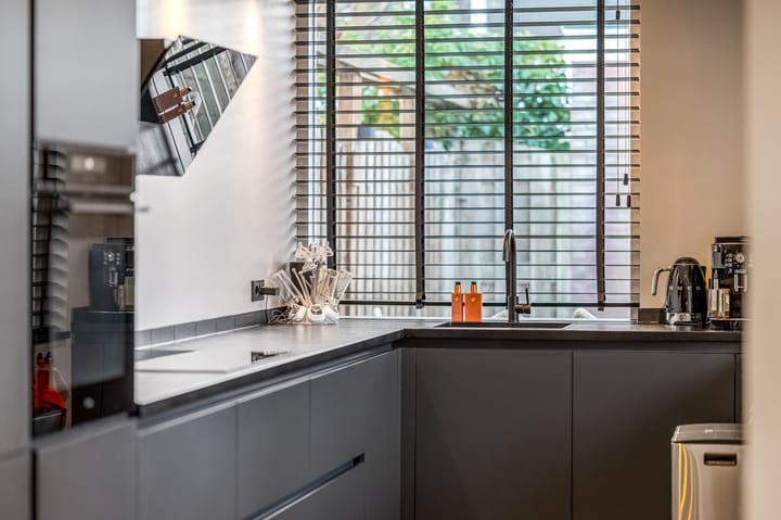 Foto 16 van Rozenstraat 43