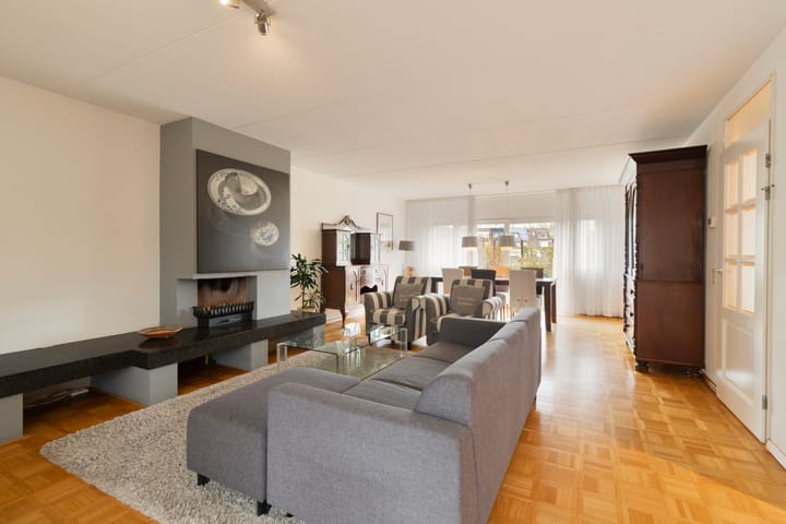 Foto 5 van René Clairstrook 12-B