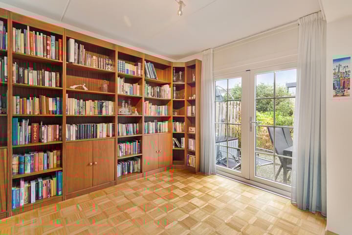 Foto 7 van René Clairstrook 12-B