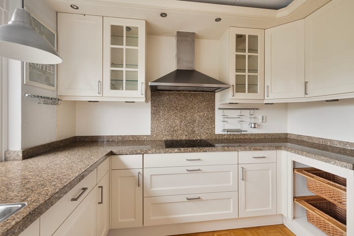 Foto 11 van René Clairstrook 12-B