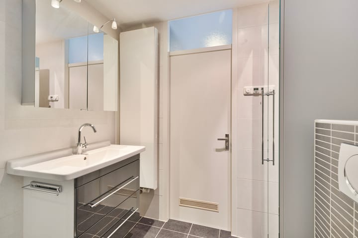 Foto 24 van René Clairstrook 12-B