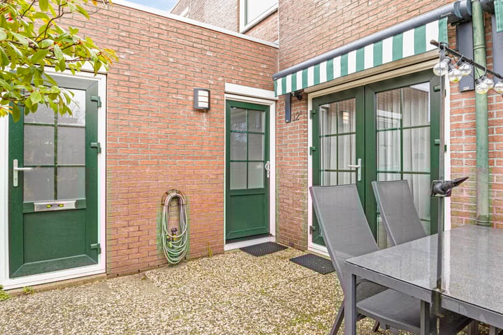 Foto 31 van René Clairstrook 12-B