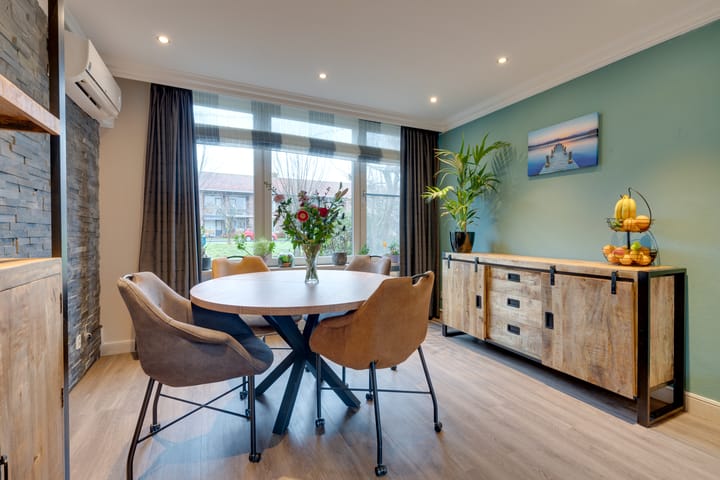 Foto 10 van Roelof Bootstraat 10