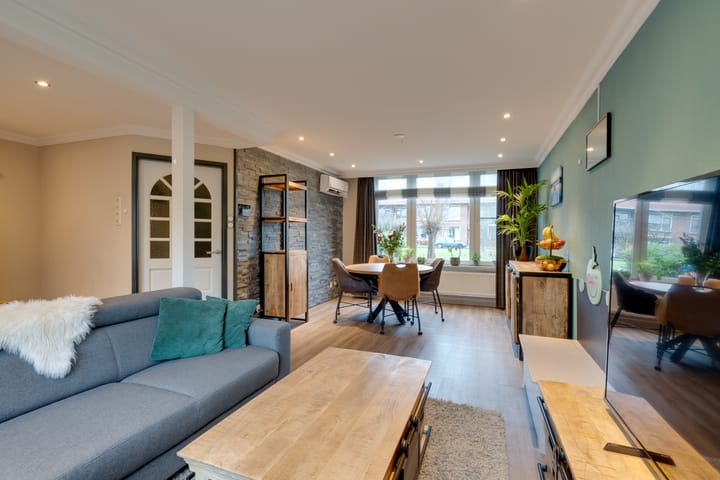 Foto 15 van Roelof Bootstraat 10