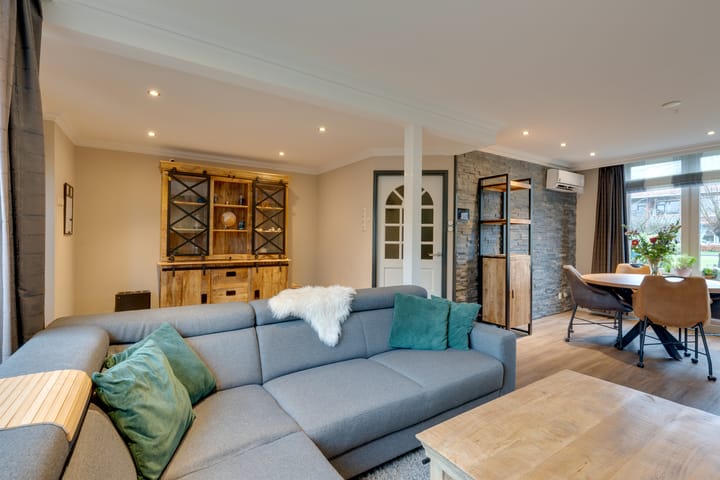 Foto 16 van Roelof Bootstraat 10