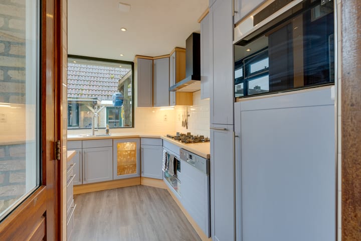 Foto 18 van Roelof Bootstraat 10