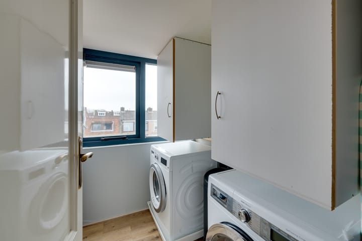 Foto 44 van Roelof Bootstraat 10