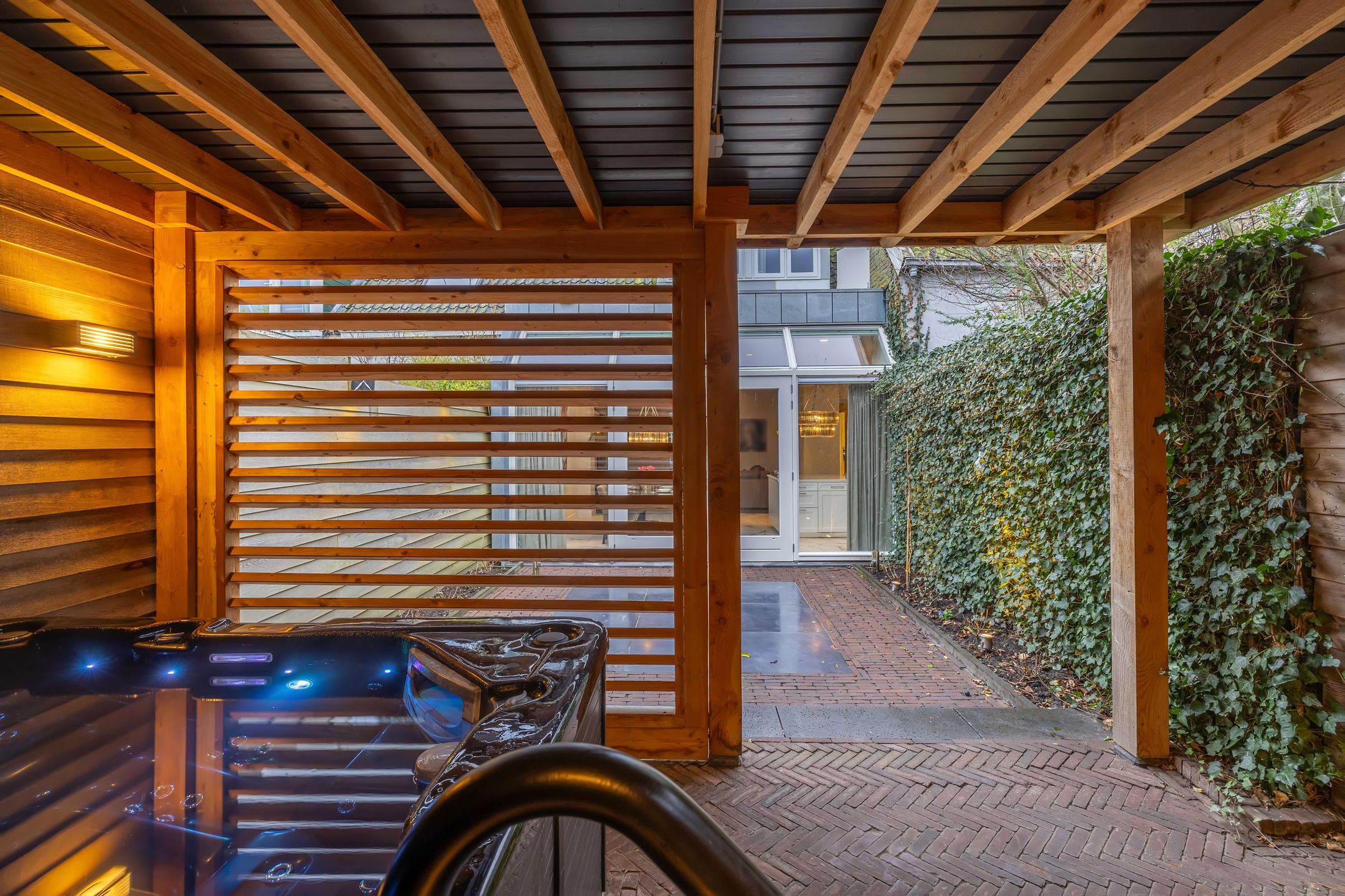 Foto 33 van Looxmagracht 9