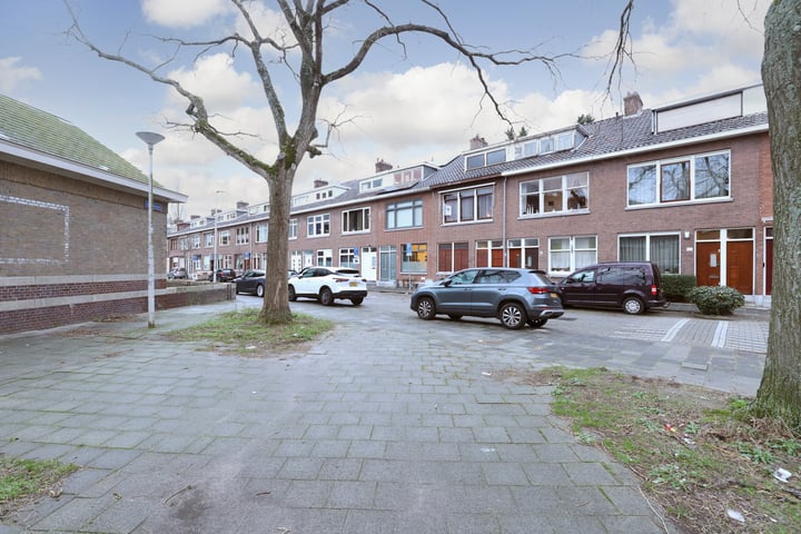 Bekijk foto 32 van Ploegstraat 23