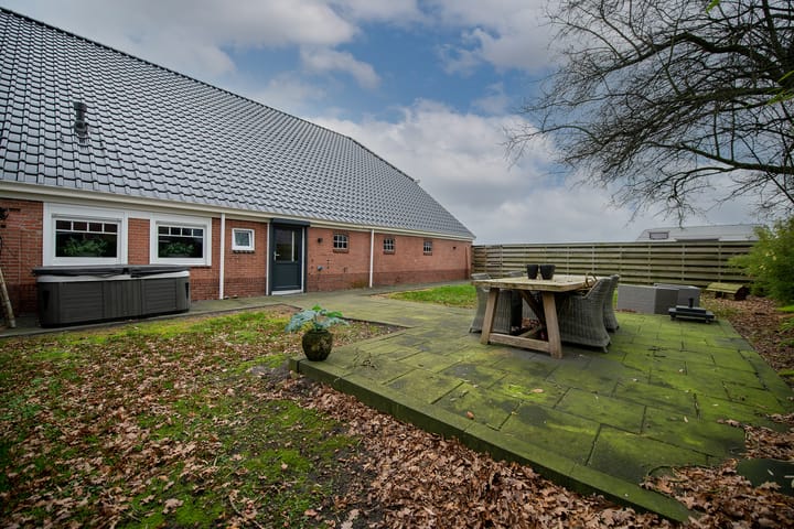 Foto 42 van Hoofdkanaal OZ 110