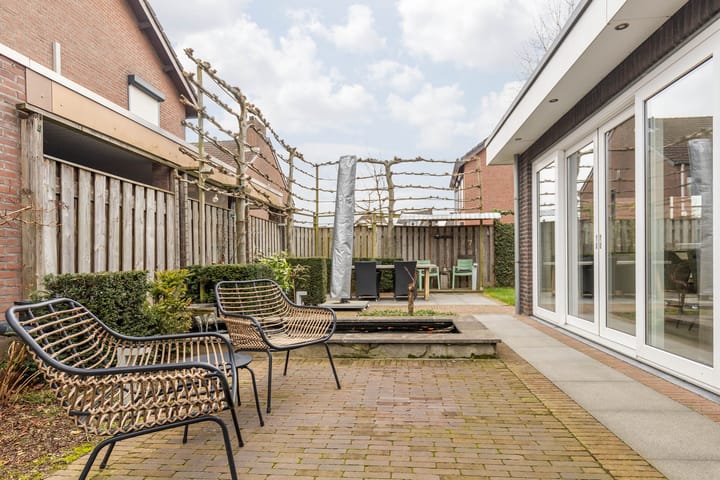 Foto 15 van Maarten Trompstraat 8