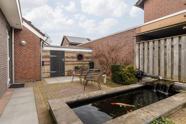 Foto 17 van Maarten Trompstraat 8