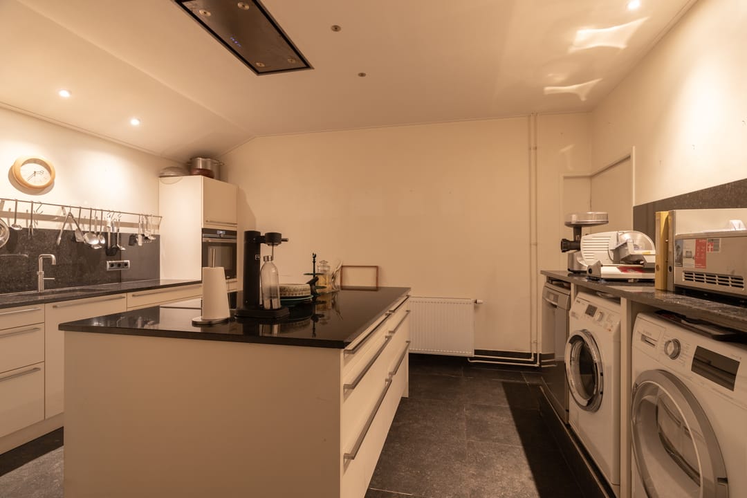 Foto 16 van Voorstraat 50