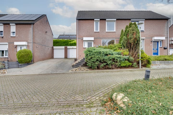 Foto 36 van Bloemenstraat 28