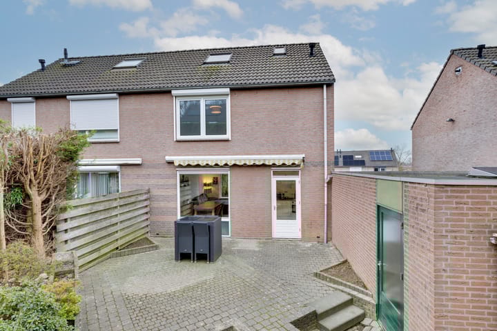 Foto 33 van Bloemenstraat 28