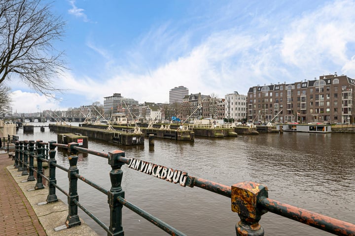 View photo 26 of Nieuwe Prinsengracht 1-F