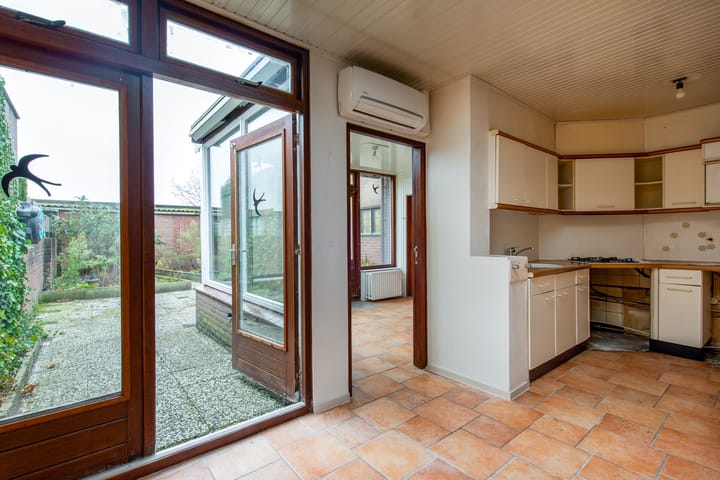 Foto 5 van van Weerden Poelmanlaan 2