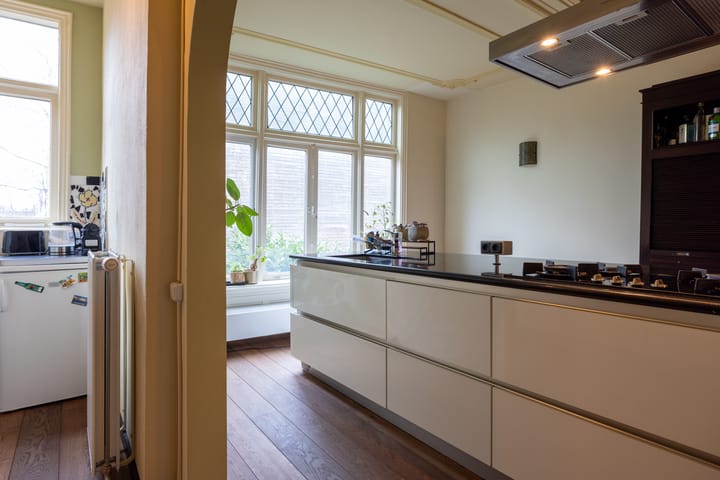 Foto 22 van Heemraadssingel 330-A