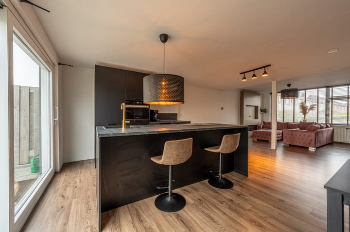 Foto 9 van Suze Groenewegstraat 9