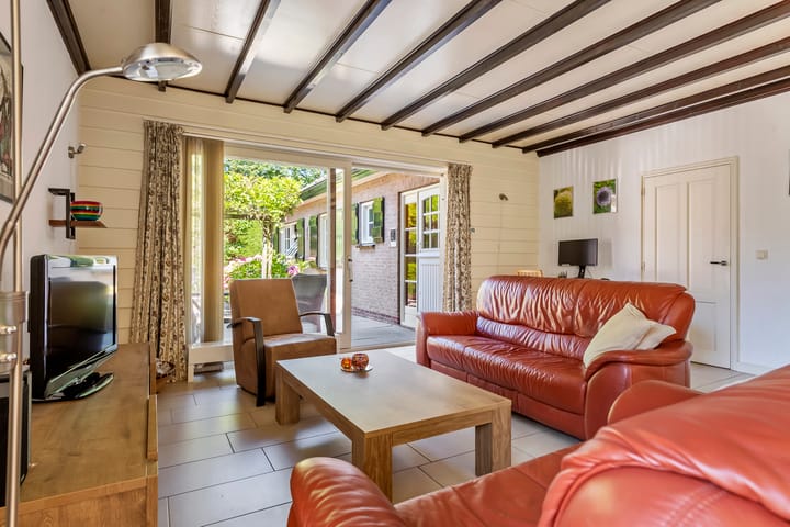 Foto 9 van Kurenpolderweg 2