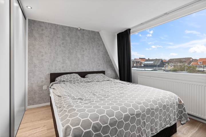 Foto 15 van Vijzelstraat 207