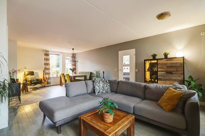 Foto 8 van 18 novemberring 8