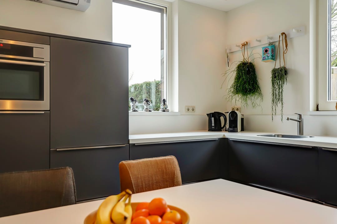 Photo 13 of 18 novemberring 8