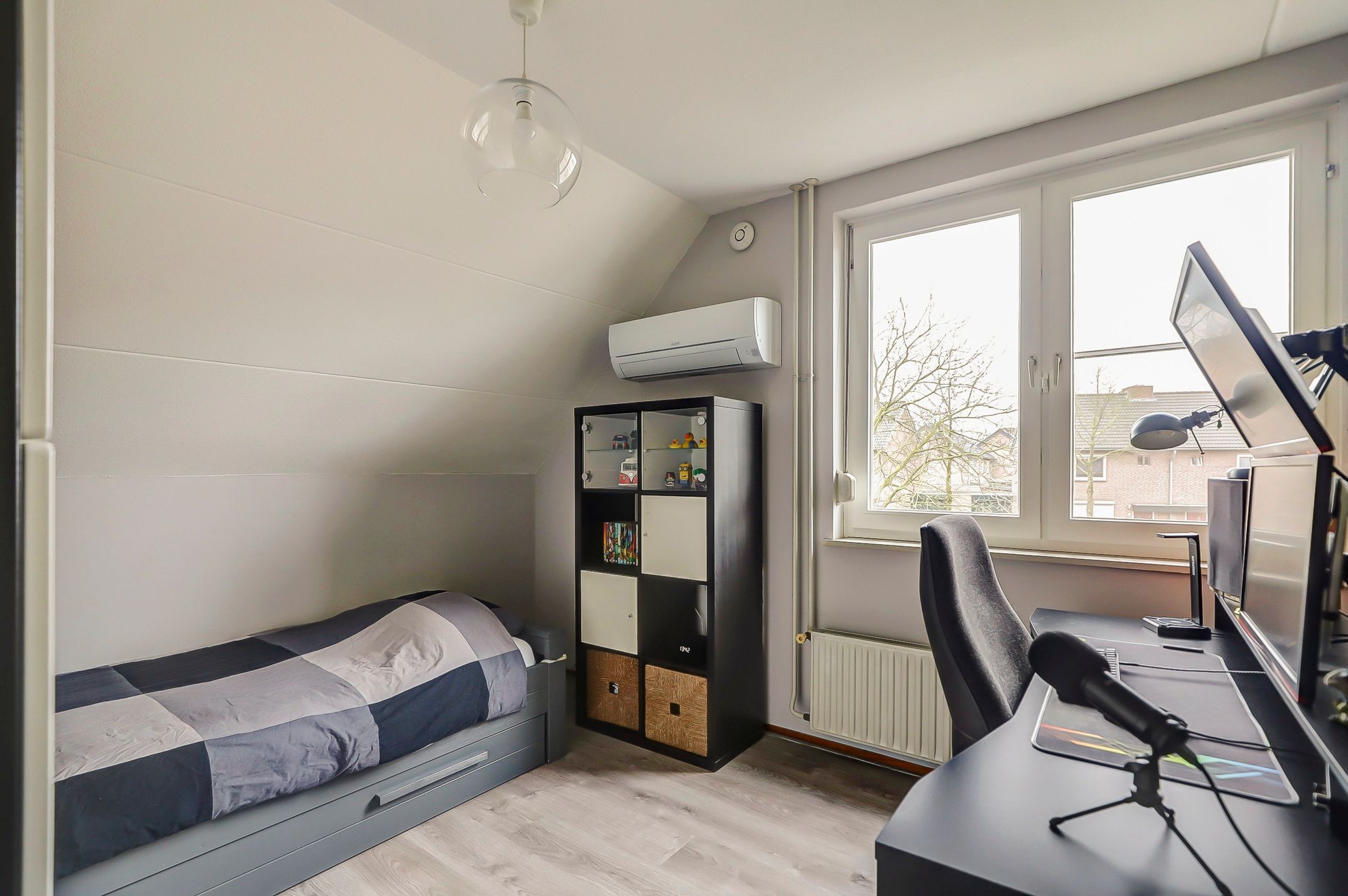 Photo 30 of 18 novemberring 8