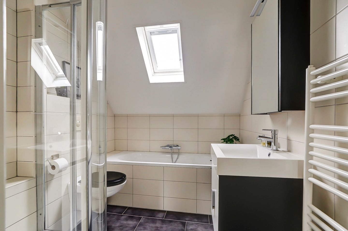 Photo 34 of 18 novemberring 8