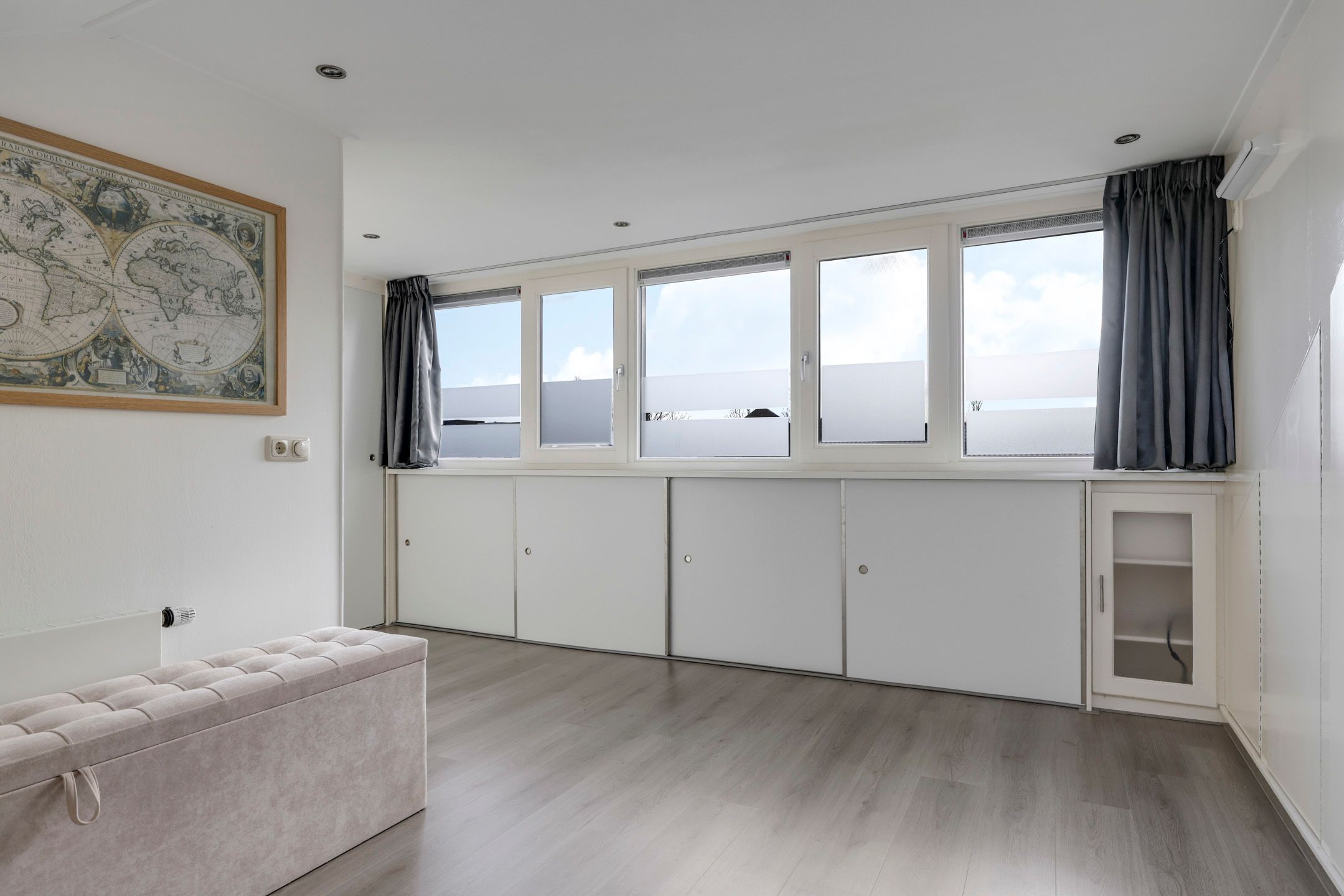 Foto 54 van Leliestraat 2