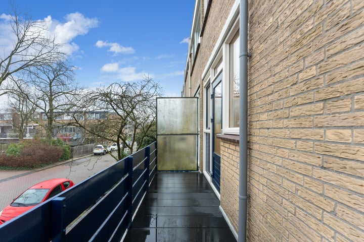 View photo 20 of Staringstraat 3