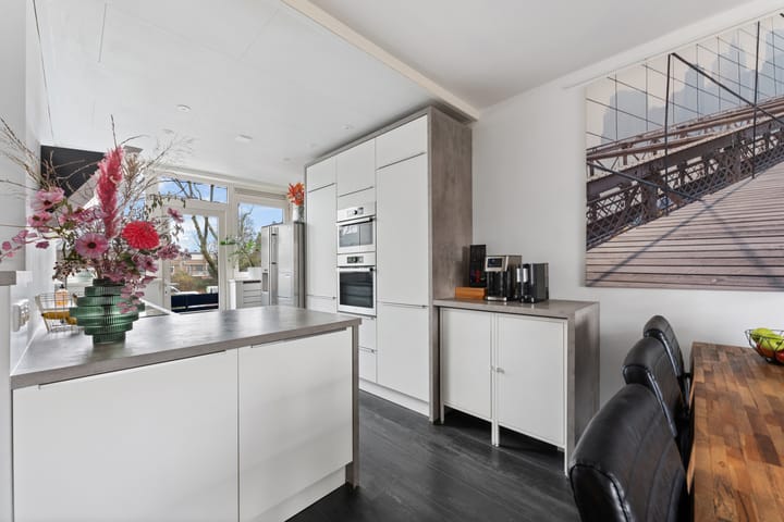 Foto 16 van Staringstraat 3