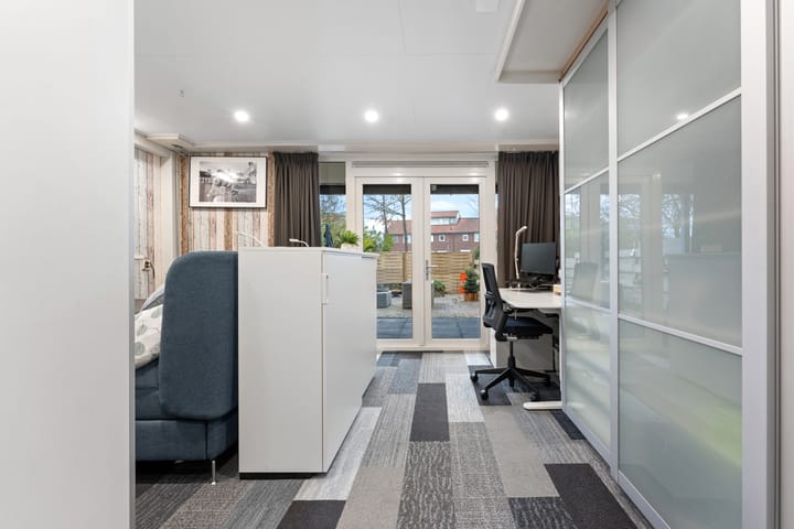 Foto 36 van Staringstraat 3