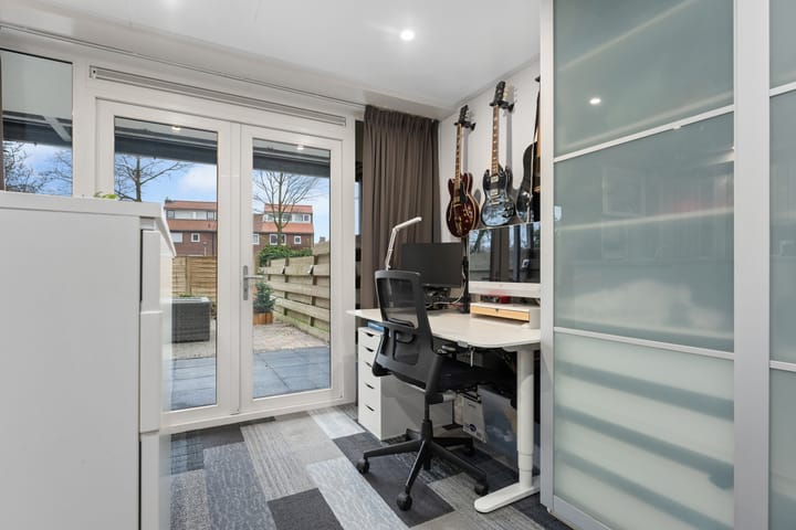 Foto 37 van Staringstraat 3