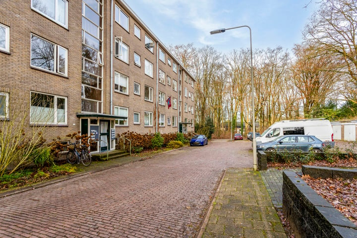 Bekijk foto 32 van Berliozstraat 7-4