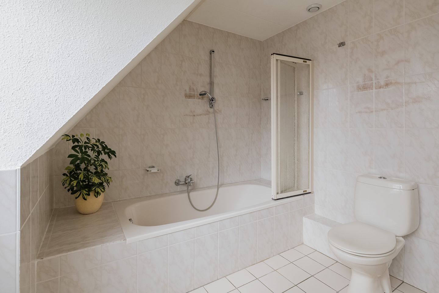 Foto 34 van Van der Vlugtpark 2