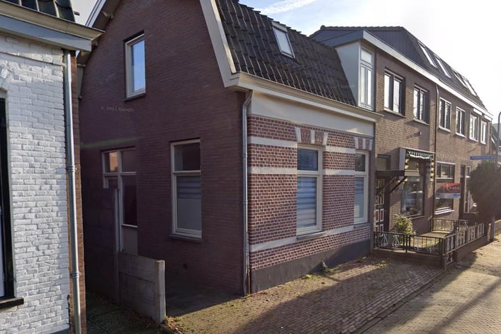 View photo 1 of Rozenstraat 43