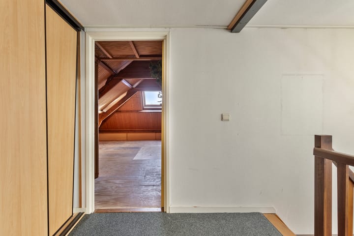 Photo 17 of Bredaseweg 27