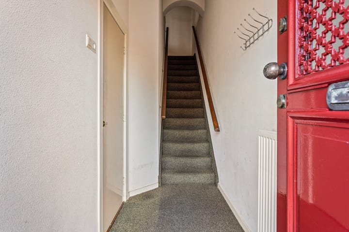 Photo 18 of Bredaseweg 27