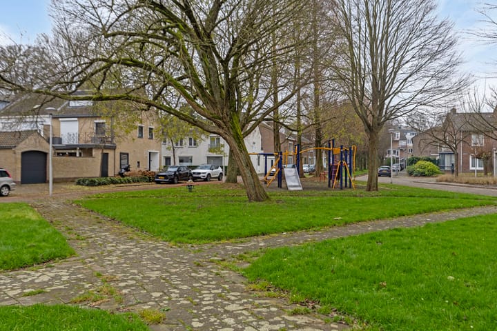 Photo 24 of Bastionstraat 9-B