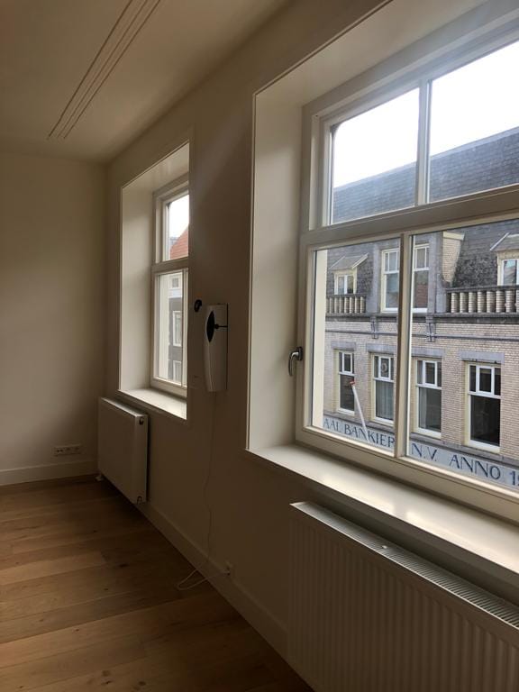 Foto 5 van Lange Houtstraat 13-F