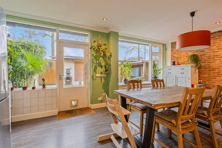 Foto 20 van Mahoniehoutstraat 51