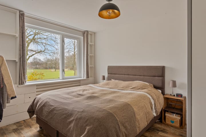 Foto 23 van Mahoniehoutstraat 51